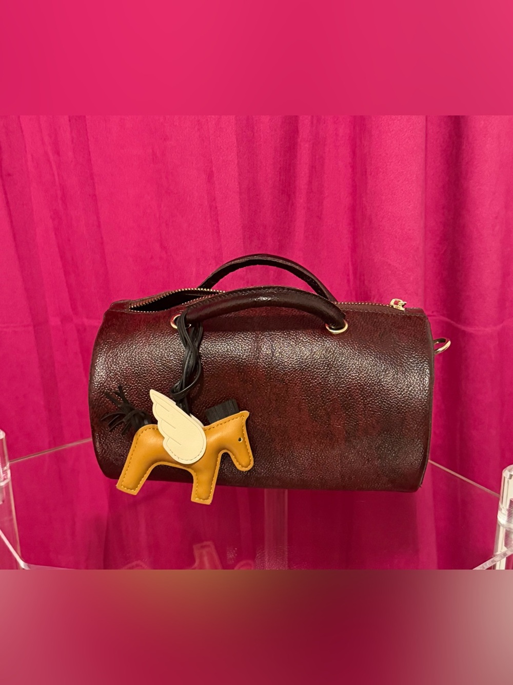 AmeriLeather Burgundy Cylinder Handbag